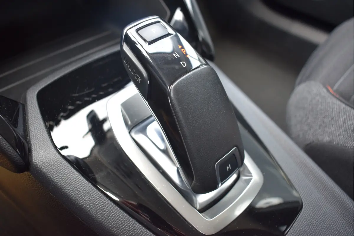 1.2 Active Pack 130PK | Automaat | PDC | Apple Carplay/Android Auto