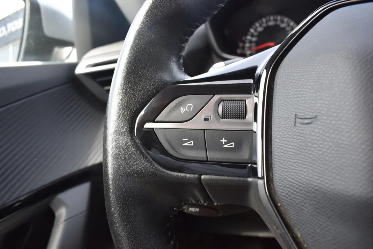 1.2 Active Pack 130PK | Automaat | PDC | Apple Carplay/Android Auto