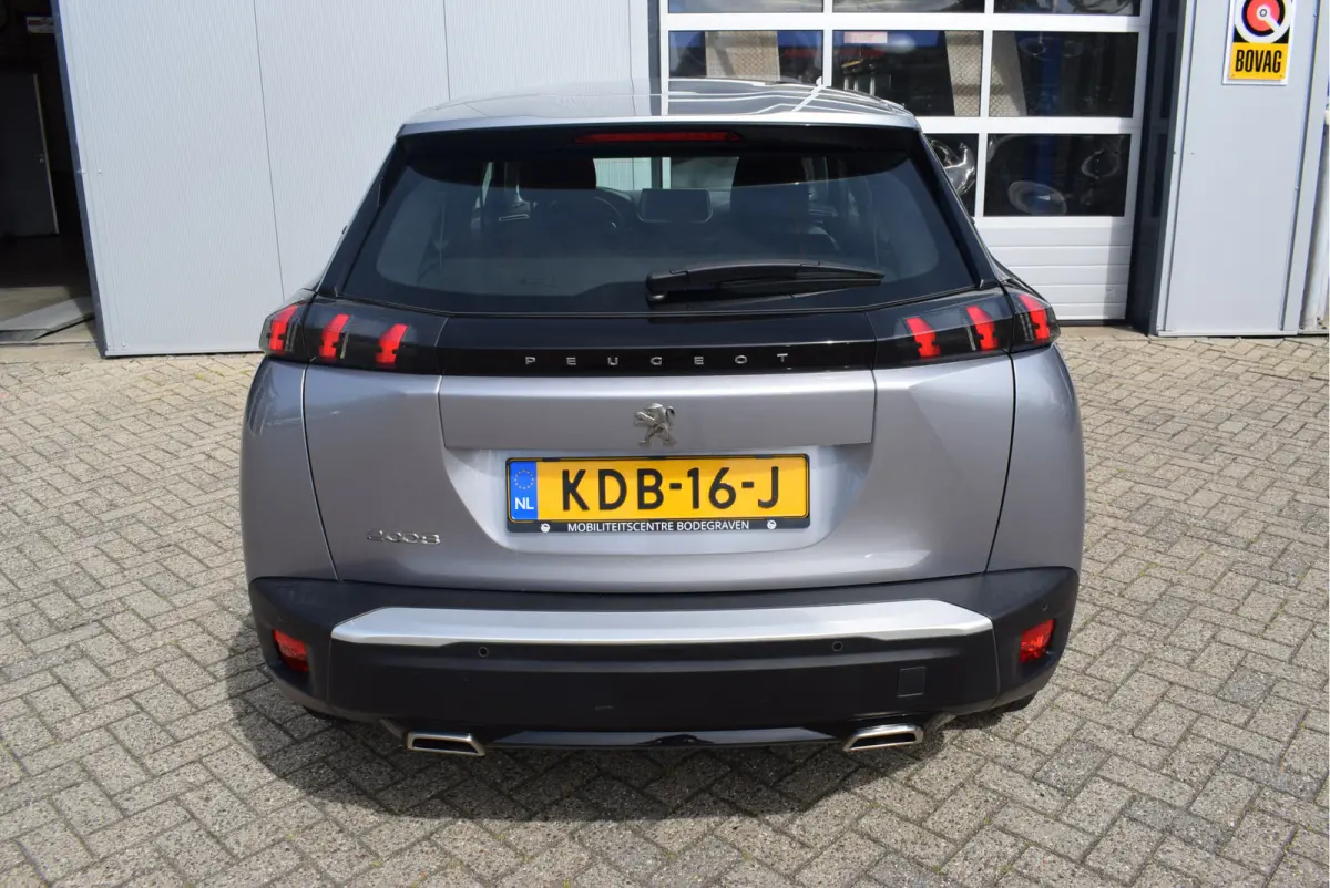 1.2 Active Pack 130PK | Automaat | PDC | Apple Carplay/Android Auto
