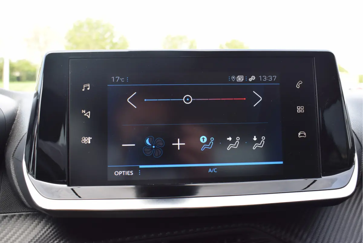 1.2 Active Pack 130PK | Automaat | PDC | Apple Carplay/Android Auto