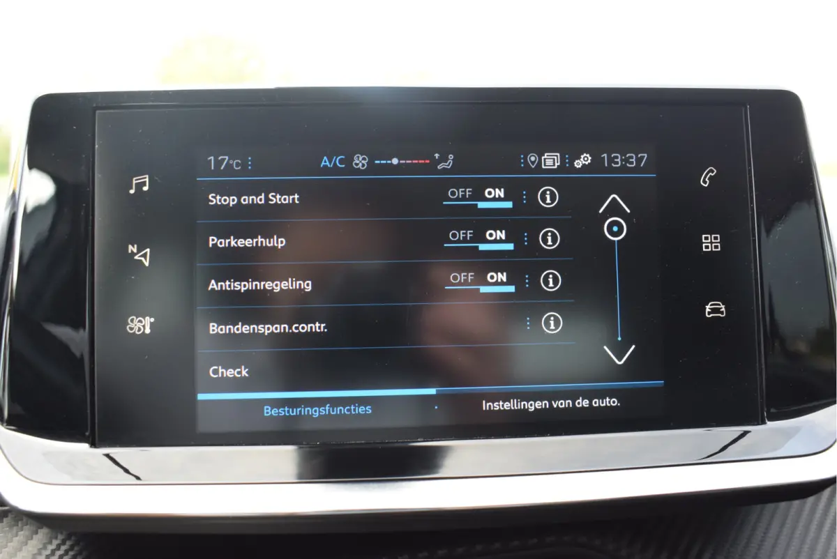 1.2 Active Pack 130PK | Automaat | PDC | Apple Carplay/Android Auto