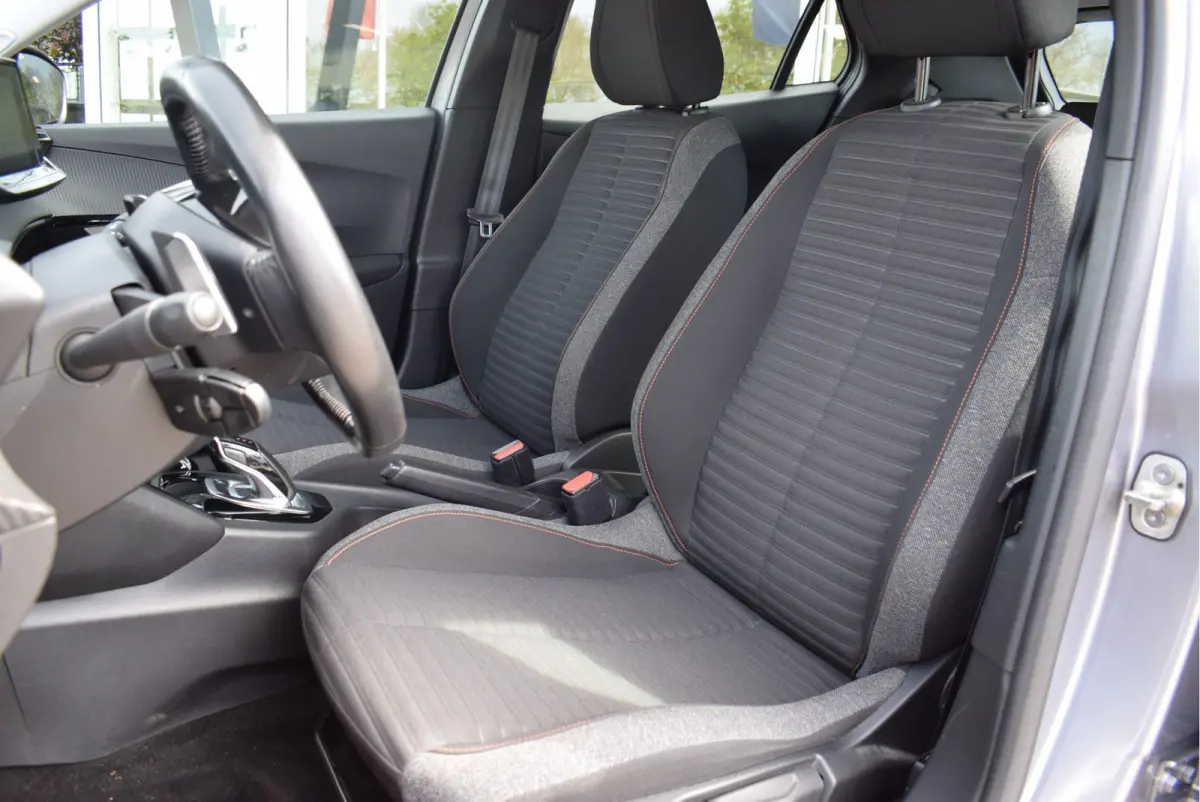 1.2 Active Pack 130PK | Automaat | PDC | Apple Carplay/Android Auto