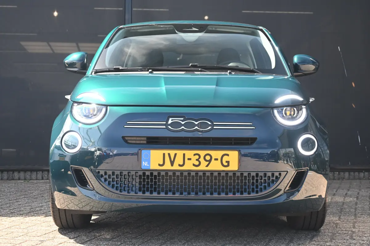 1.0 Hybrid Torino Launch Edition 8 Jaar Garantie! | Navigatie | Dodehoek-Detectie | Climate Control | Full-LED | !!