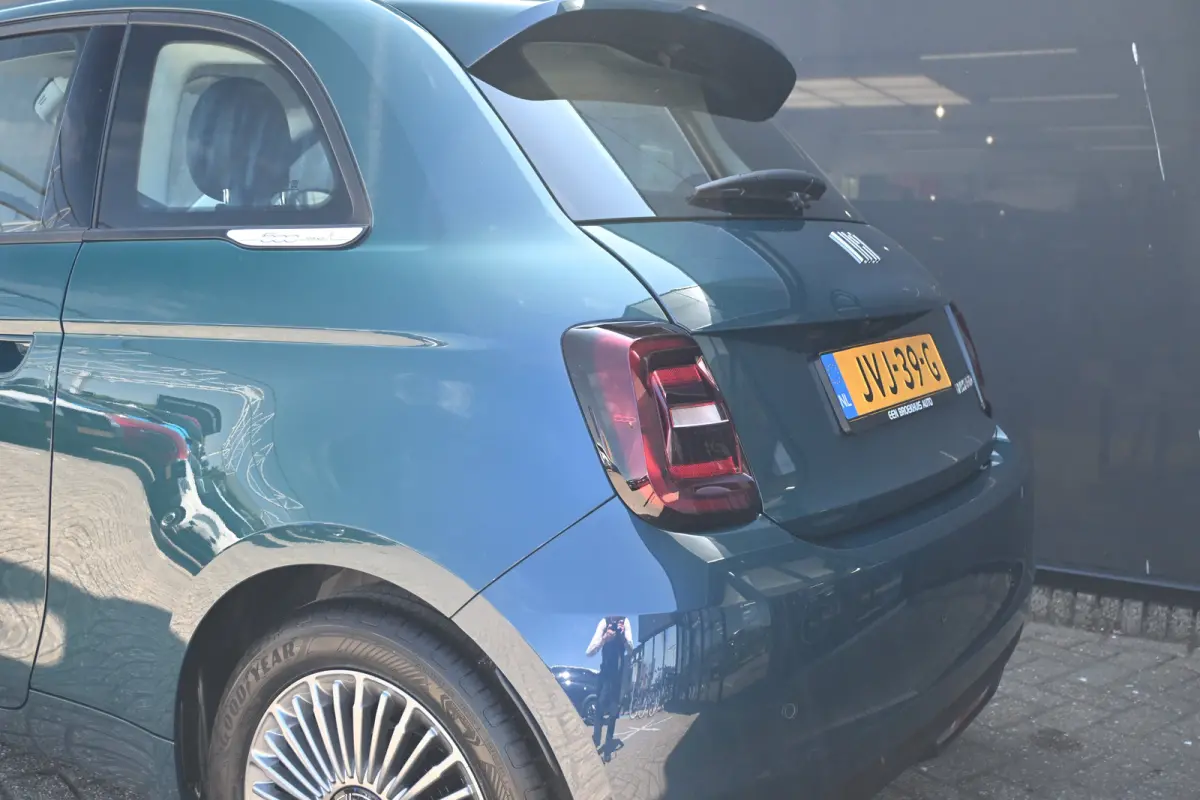 1.0 Hybrid Torino Launch Edition 8 Jaar Garantie! | Navigatie | Dodehoek-Detectie | Climate Control | Full-LED | !!