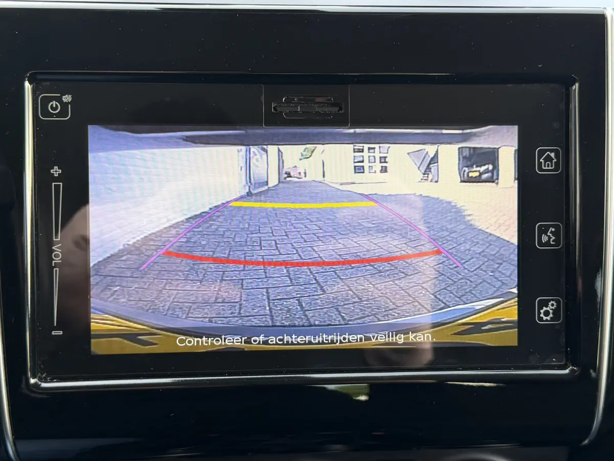 1.2 Style Hybrid Camera+Pdc Clima Cruise Adaptive Cruise Stoelverwarming Carplay