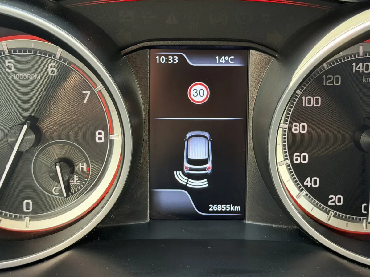 1.2 Style Hybrid Camera+Pdc Clima Cruise Adaptive Cruise Stoelverwarming Carplay