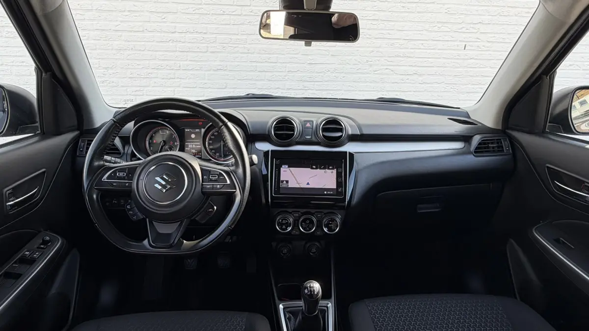 1.2 Style Hybrid Camera+Pdc Clima Cruise Adaptive Cruise Stoelverwarming Carplay