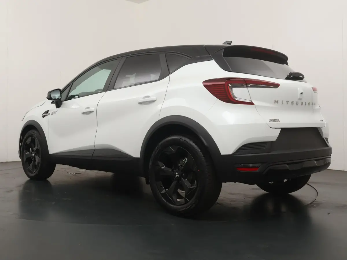 1.8 HEV Black Edition | €1.500,- voorraadvoordeel |