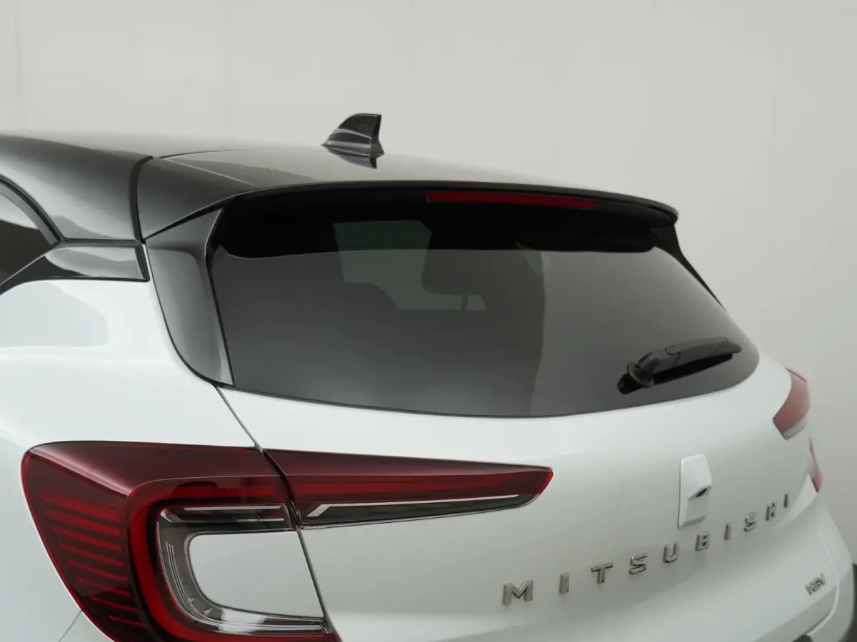 1.8 HEV Black Edition | €1.500,- voorraadvoordeel |