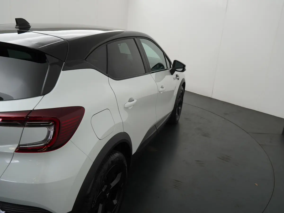 1.8 HEV Black Edition | €1.500,- voorraadvoordeel |