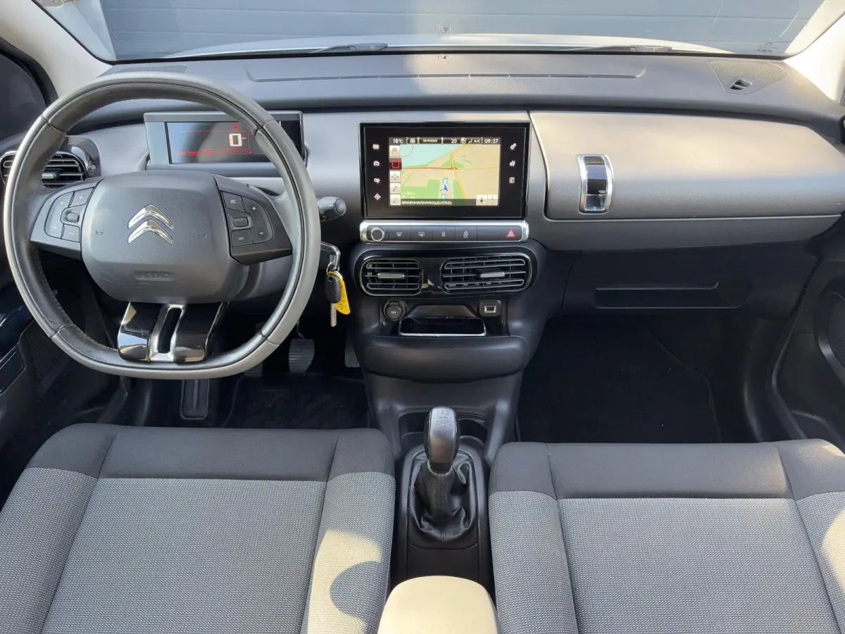 1.2 PureTech Shine 2e Eigenaar,Camera,Navi,Trekhaak,Pdc,Dealer Onderhouden,N.A.P,Lm velgen,Bj 12-2016,Apk tot 02-2027