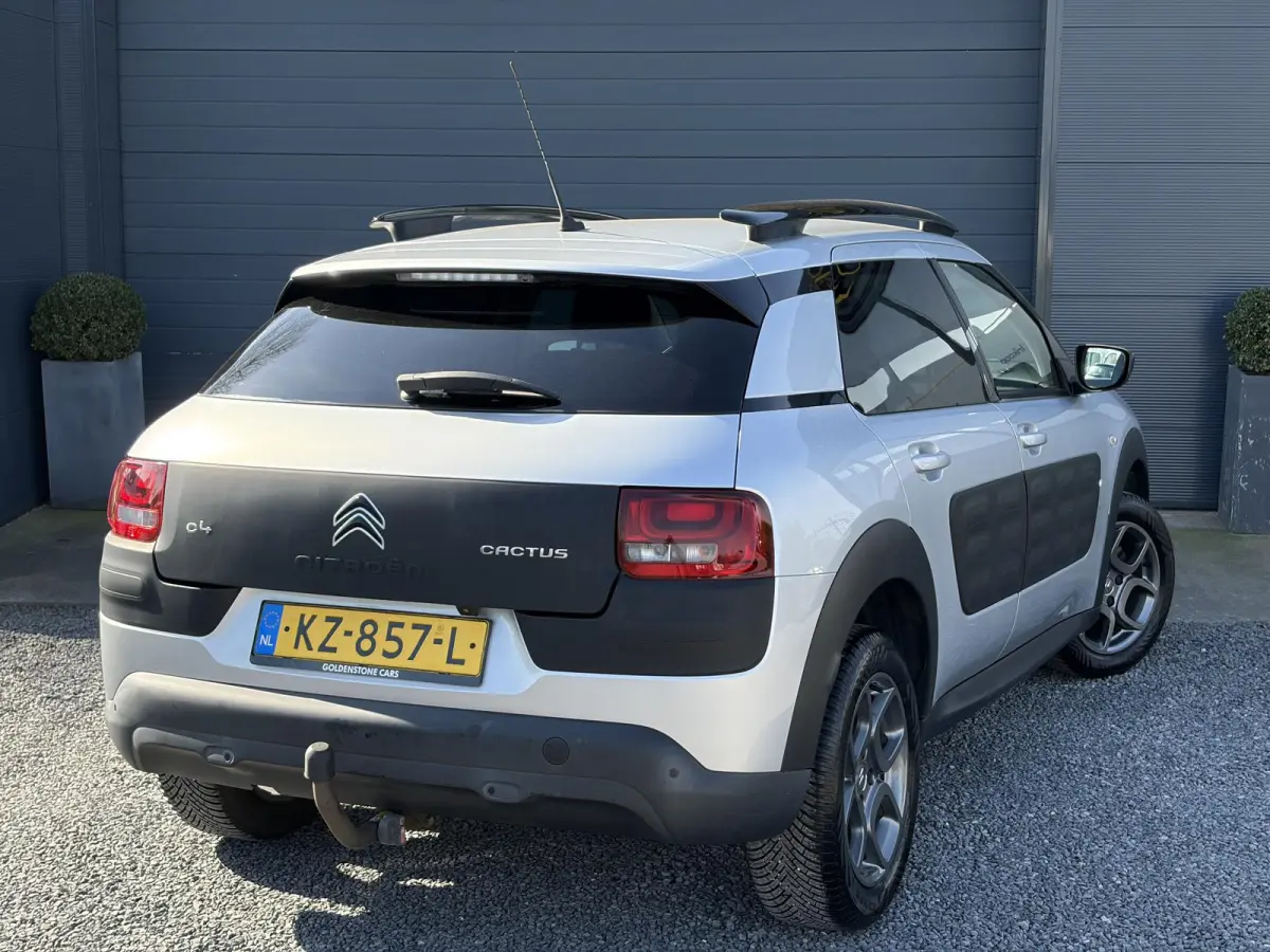 1.2 PureTech Shine 2e Eigenaar,Camera,Navi,Trekhaak,Pdc,Dealer Onderhouden,N.A.P,Lm velgen,Bj 12-2016,Apk tot 02-2027
