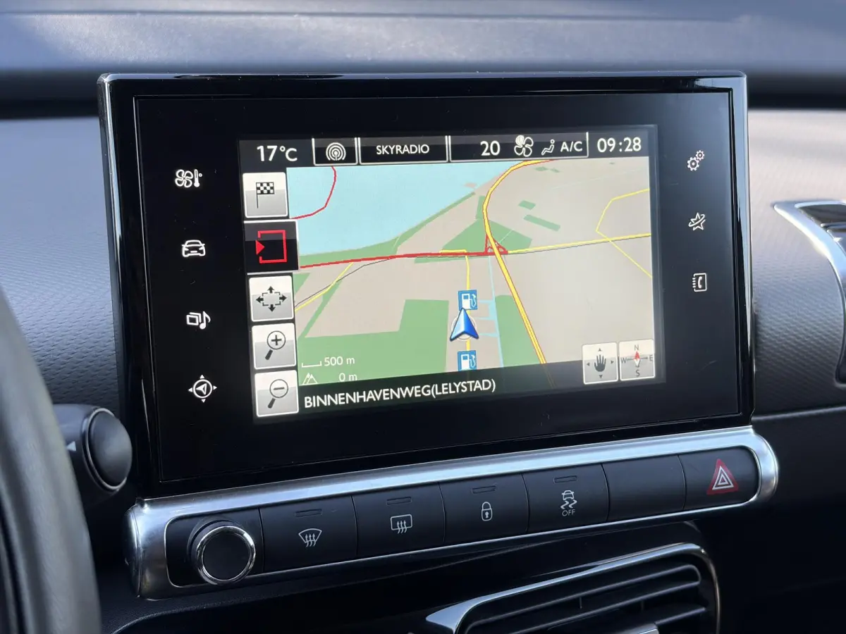 1.2 PureTech Shine 2e Eigenaar,Camera,Navi,Trekhaak,Pdc,Dealer Onderhouden,N.A.P,Lm velgen,Bj 12-2016,Apk tot 02-2027