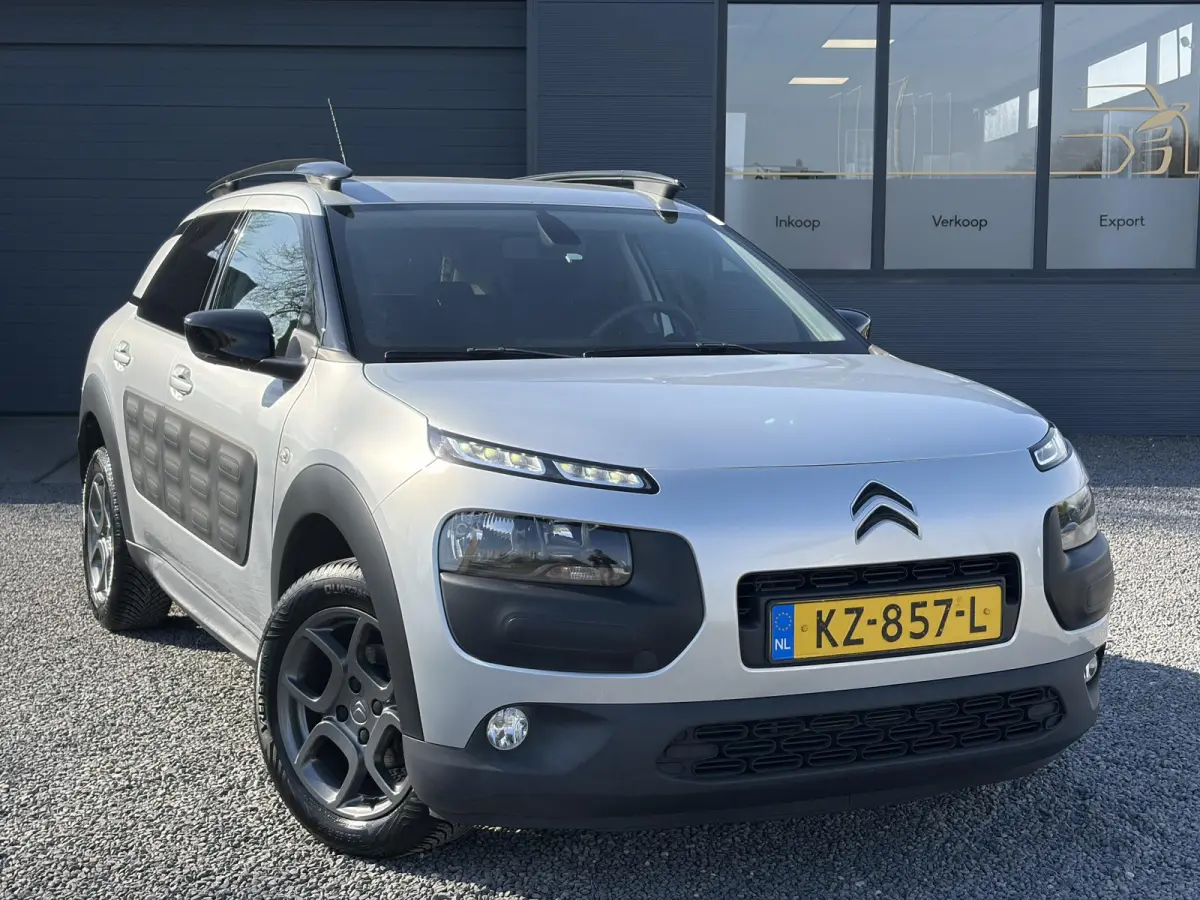 1.2 PureTech Shine 2e Eigenaar,Camera,Navi,Trekhaak,Pdc,Dealer Onderhouden,N.A.P,Lm velgen,Bj 12-2016,Apk tot 02-2027