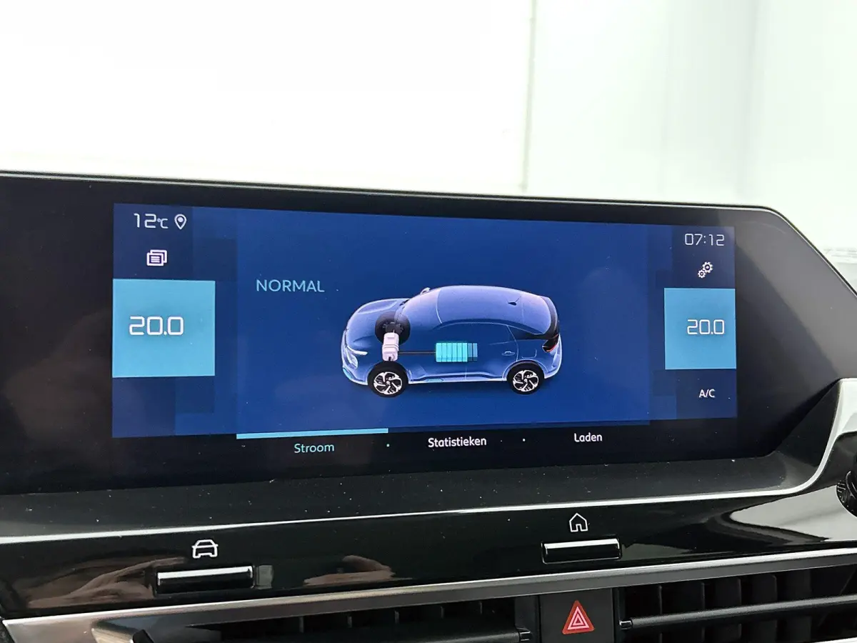 Shine Pack Business 50 kWh | Automaat | Leder | Apple carplay | Android auto | Lichtmetalen velgen | Parkeersensoren | LED | Climate control | Adaptive cruise control |