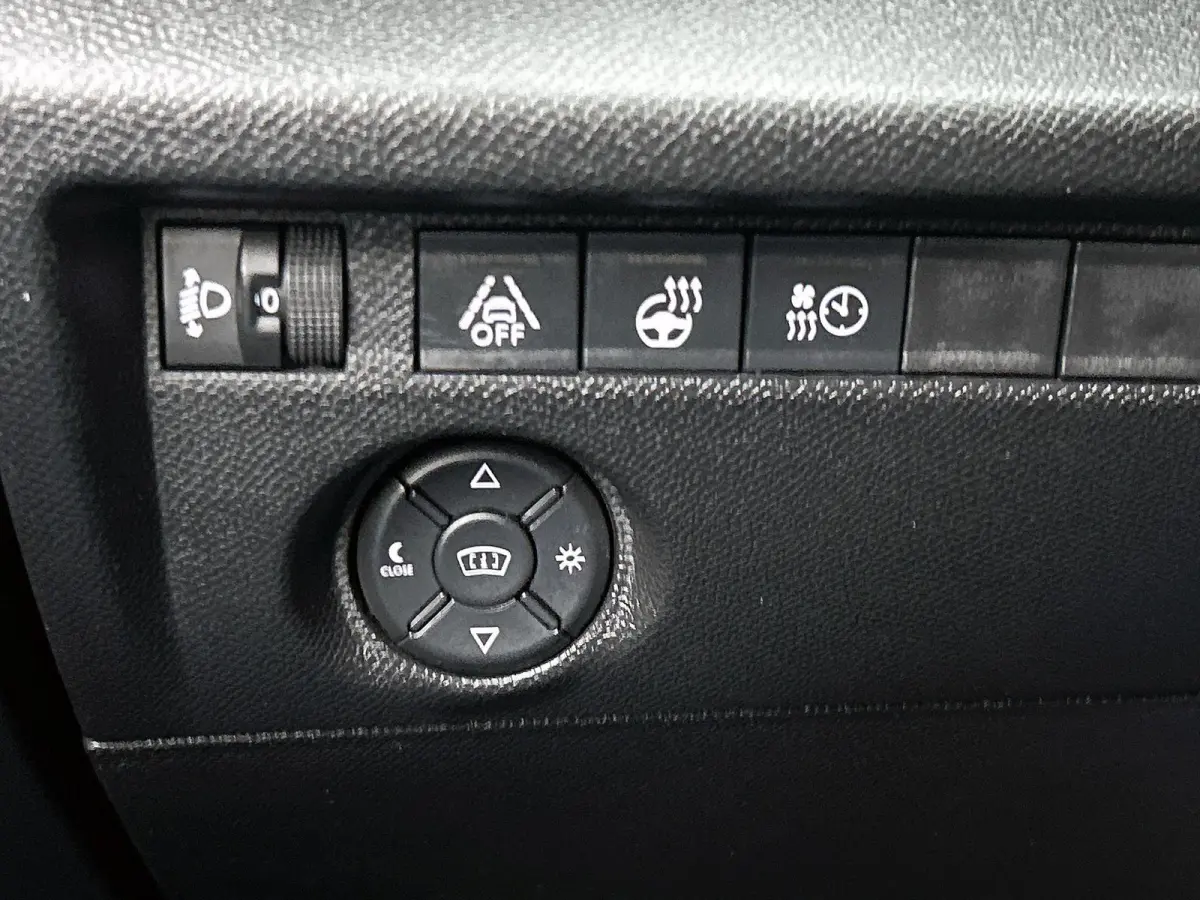 Shine Pack Business 50 kWh | Automaat | Leder | Apple carplay | Android auto | Lichtmetalen velgen | Parkeersensoren | LED | Climate control | Adaptive cruise control |