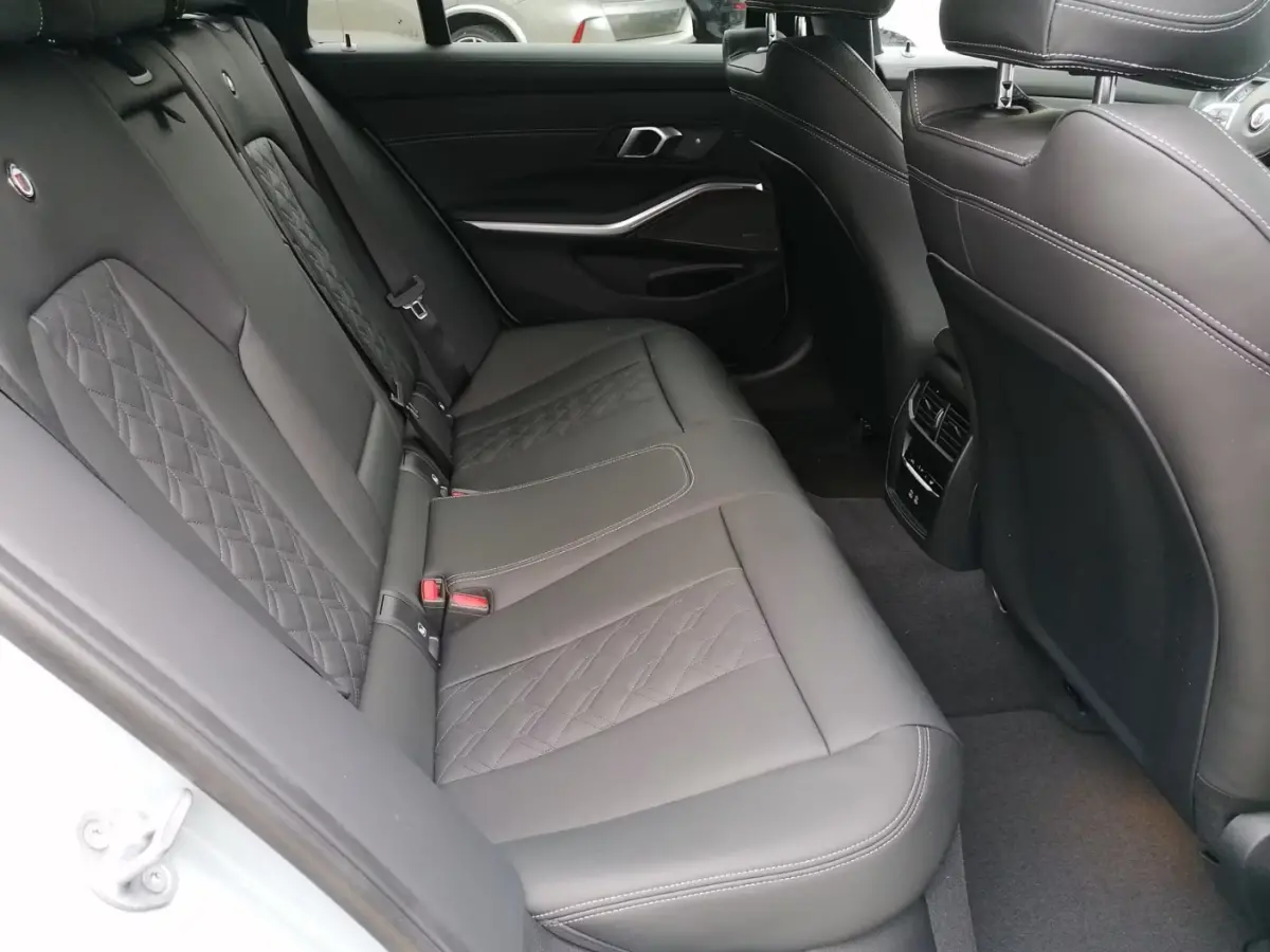 ALPINA B3 264kW / 495pk - 302 km/h - LED, NAVI+, MERINO LEDER, TREKH, H&K Sound, HuD, ACC ** 1e EIG - Ex. ALPINA.de - UNFALLFREI ** ** INFORMEER OOK NAAR ONZE AANTREKKELIJKE FINANCIAL-LEASE 