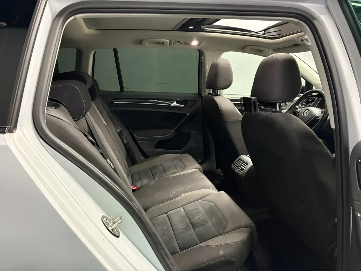 1.4 TSI R-line Pano