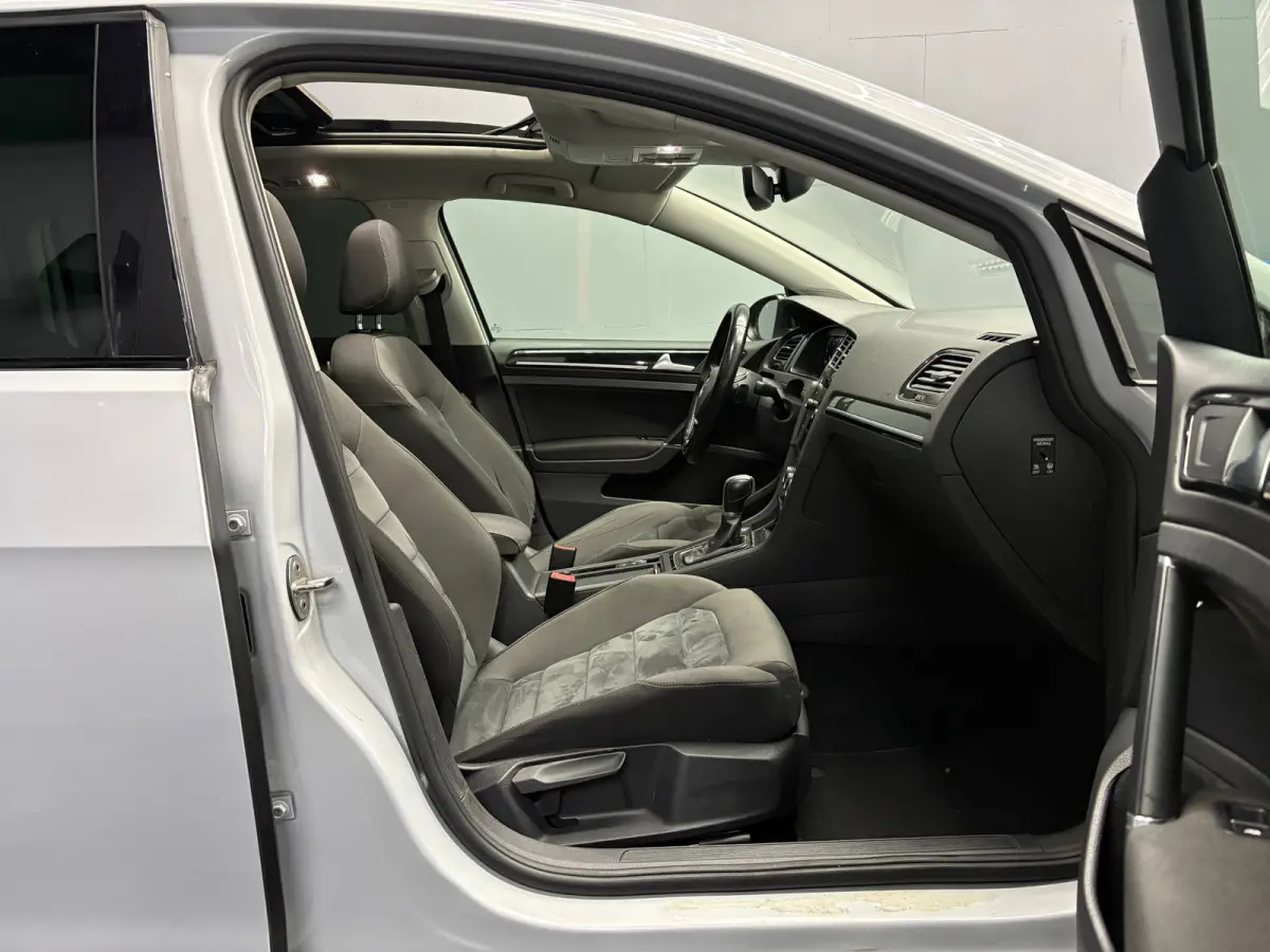 1.4 TSI R-line Pano