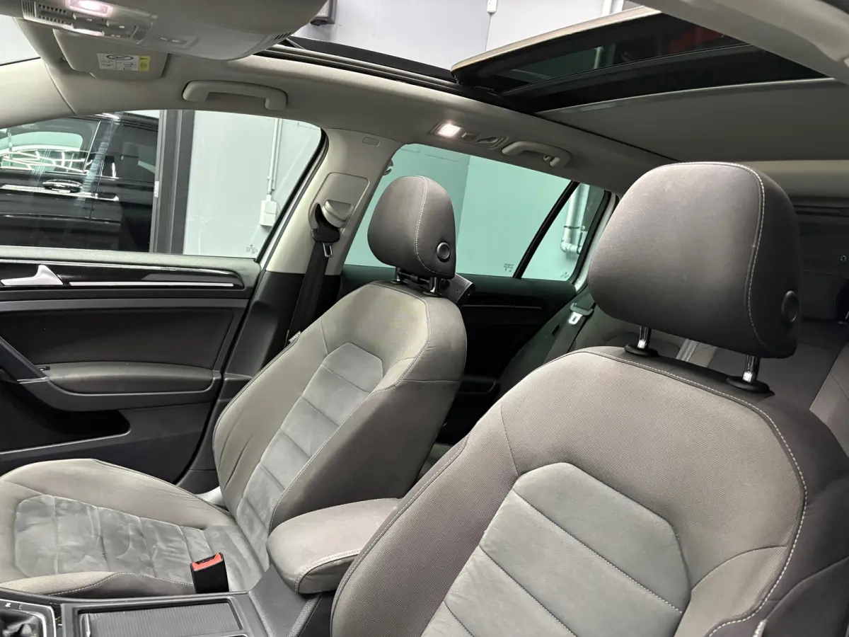 1.4 TSI R-line Pano