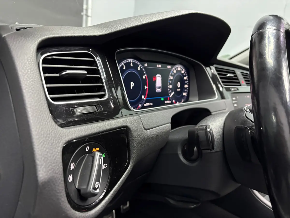 1.4 TSI R-line Pano