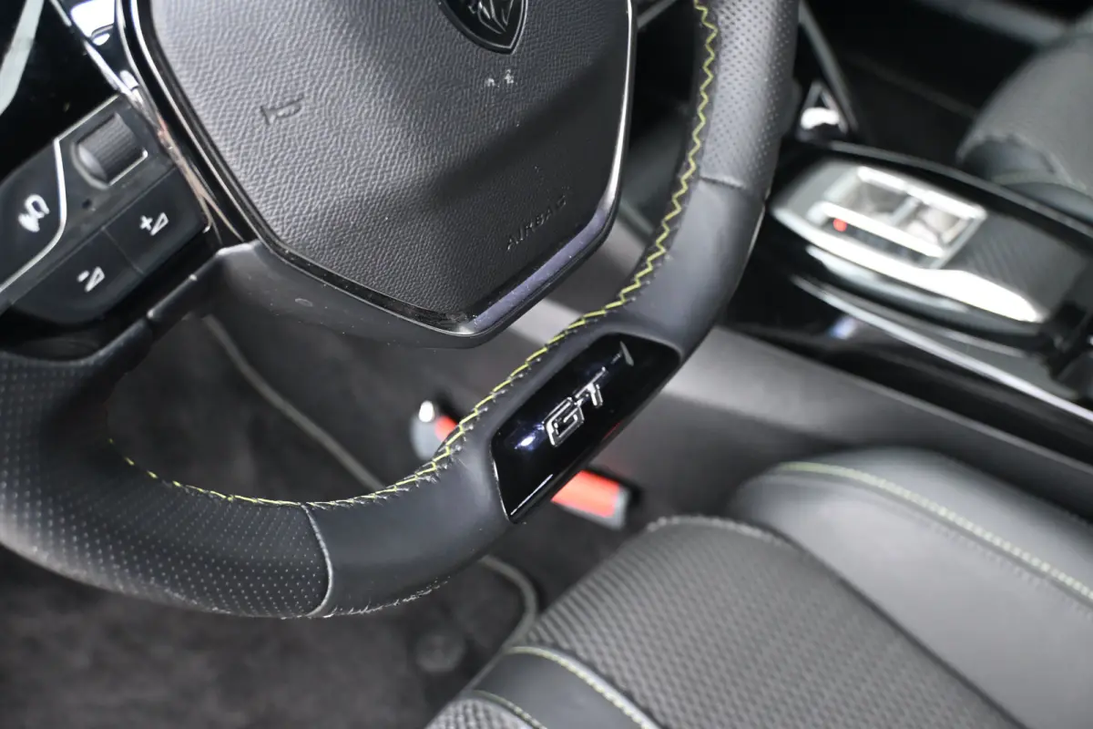 EV GT 54 kWh 94,6%SOH! | 360 Camera | Achteruitrijcamera | Navigatie | Keyless-Entry | Dodehoek-Detectie |