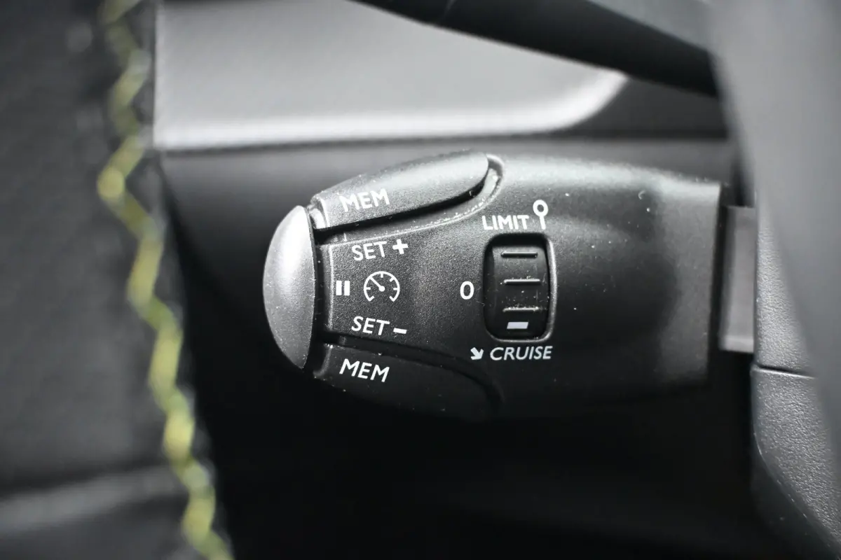 EV GT 54 kWh 94,6%SOH! | 360 Camera | Achteruitrijcamera | Navigatie | Keyless-Entry | Dodehoek-Detectie |