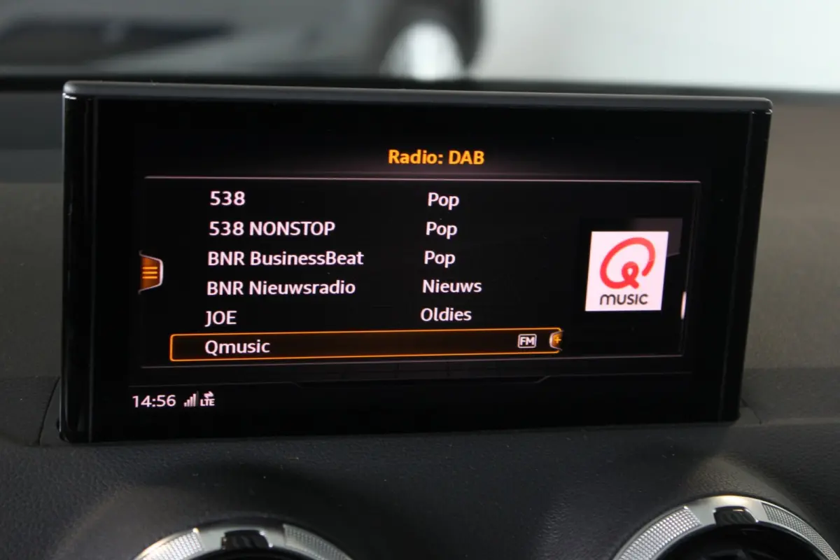 35 TFSI S-Line Edition Facelift | Black Optic | Camera | Adapt. Cruise | Carplay | LED Matrix | Navi | Sfeerverl. | Privacy glass | 19" LMV | PDC V+A