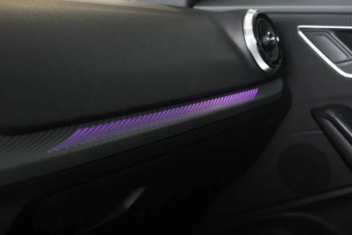 35 TFSI S-Line Edition Facelift | Black Optic | Camera | Adapt. Cruise | Carplay | LED Matrix | Navi | Sfeerverl. | Privacy glass | 19" LMV | PDC V+A