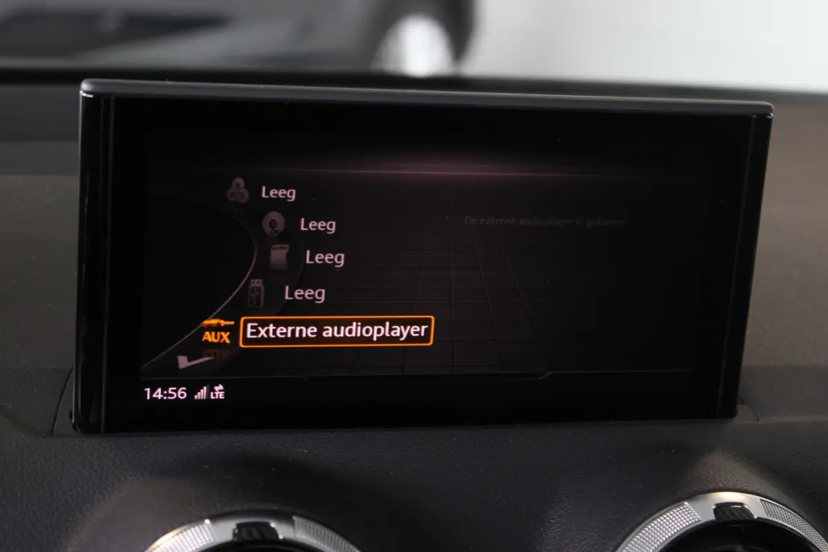 35 TFSI S-Line Edition Facelift | Black Optic | Camera | Adapt. Cruise | Carplay | LED Matrix | Navi | Sfeerverl. | Privacy glass | 19" LMV | PDC V+A