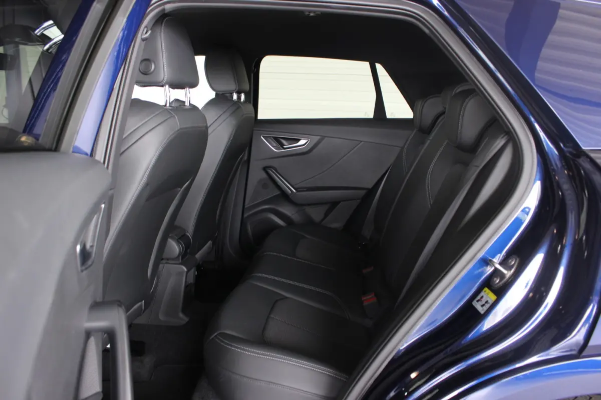 35 TFSI S-Line Edition Facelift | Black Optic | Camera | Adapt. Cruise | Carplay | LED Matrix | Navi | Sfeerverl. | Privacy glass | 19" LMV | PDC V+A