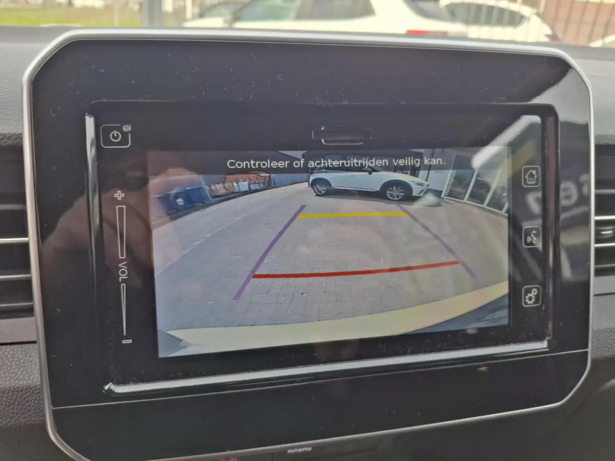 1.2 Smart Hybrid Select Automaat Camera