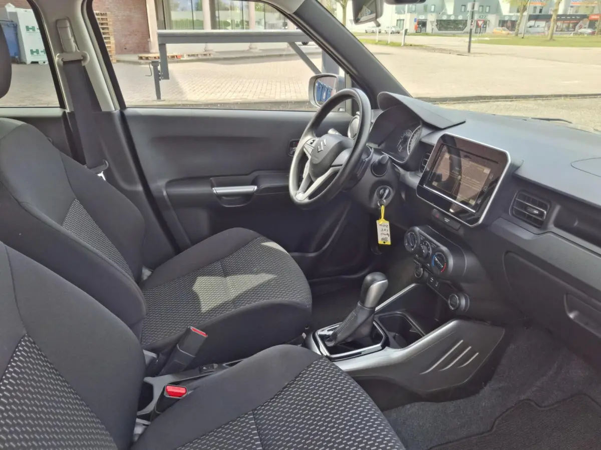1.2 Smart Hybrid Select Automaat Camera