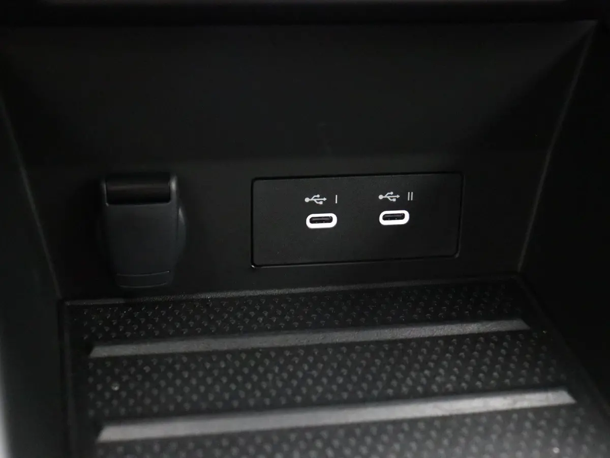 1.6 E-Tech full hybrid 145 techno | Achteruitrijcamera | Adaptieve cruise control | Navigatie | Climate control |