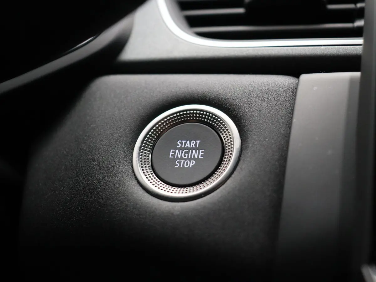 1.6 E-Tech full hybrid 145 techno | Achteruitrijcamera | Adaptieve cruise control | Navigatie | Climate control |