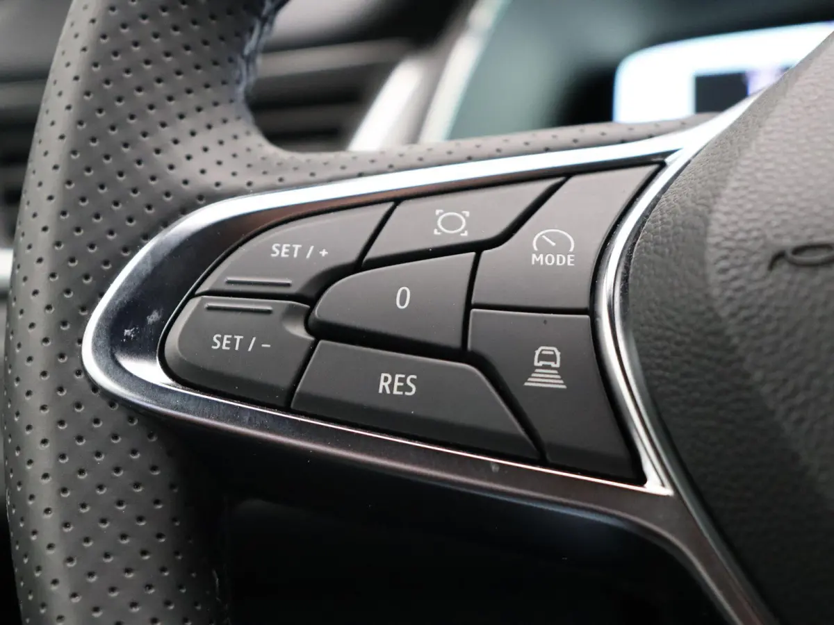1.6 E-Tech full hybrid 145 techno | Achteruitrijcamera | Adaptieve cruise control | Navigatie | Climate control |