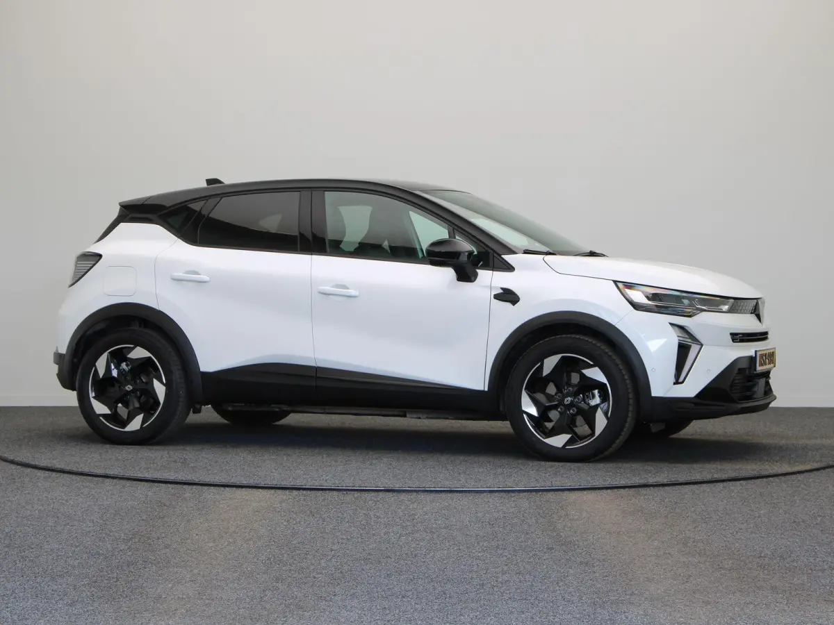 1.6 E-Tech full hybrid 145 techno | Achteruitrijcamera | Adaptieve cruise control | Navigatie | Climate control |