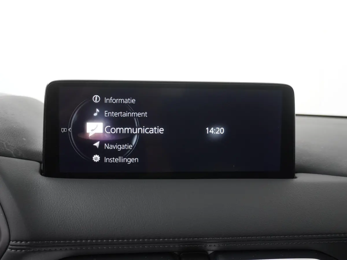 2.0 SkyActiv-G 165 Comfort | Navigatie | 360 Camera | Head-Up | Stoelverw. |