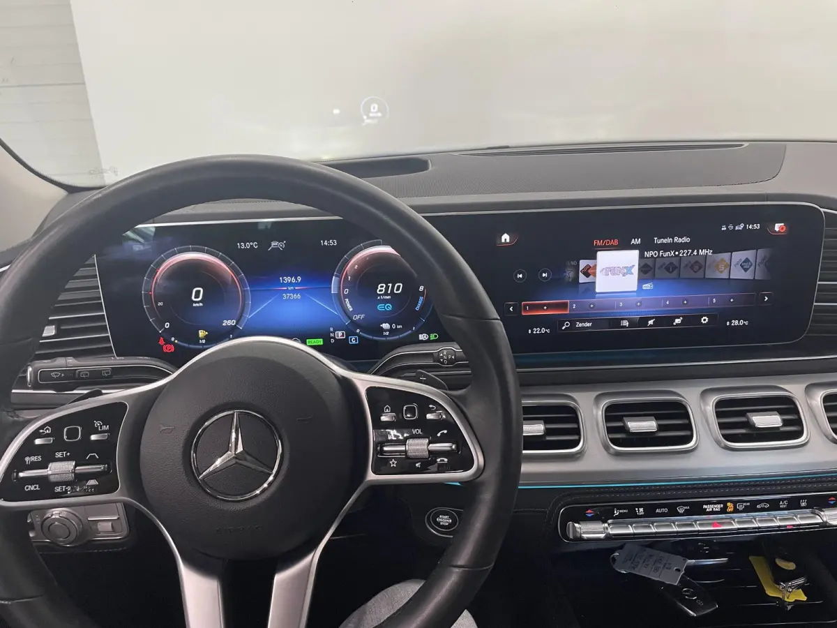 350 e 4MATIC Navigatie Apple Carplay/Android Auto 360 Camera Parkeersensoren Head-up-display Cruise Control Stoelverwarming voor en achter Stuurverwarming Sfeerverlichting Virtual Cockpit Cl