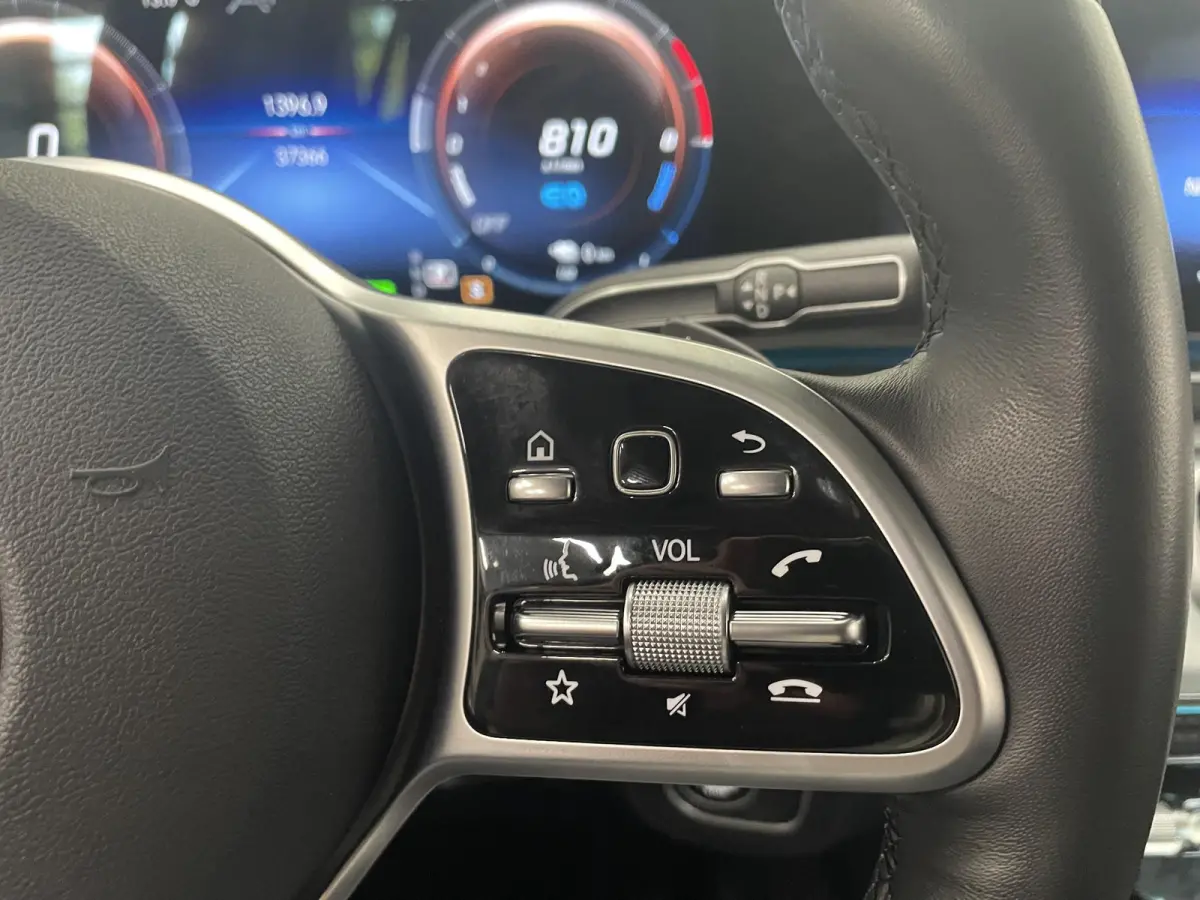 350 e 4MATIC Navigatie Apple Carplay/Android Auto 360 Camera Parkeersensoren Head-up-display Cruise Control Stoelverwarming voor en achter Stuurverwarming Sfeerverlichting Virtual Cockpit Cl