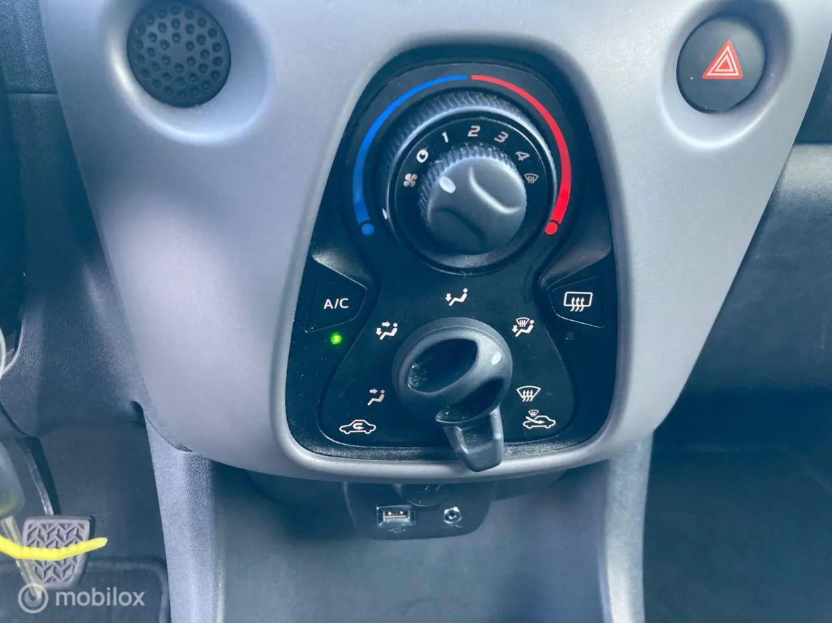 1.0 e-VTi Active 5 deurs airco