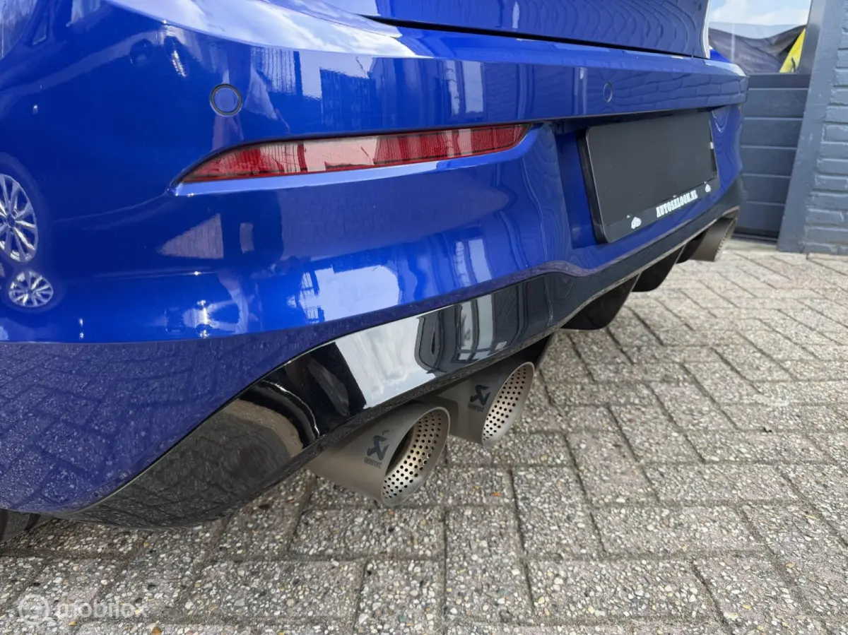 8 R 2.0 TSI 320 PK Akrapovic Vol Opties