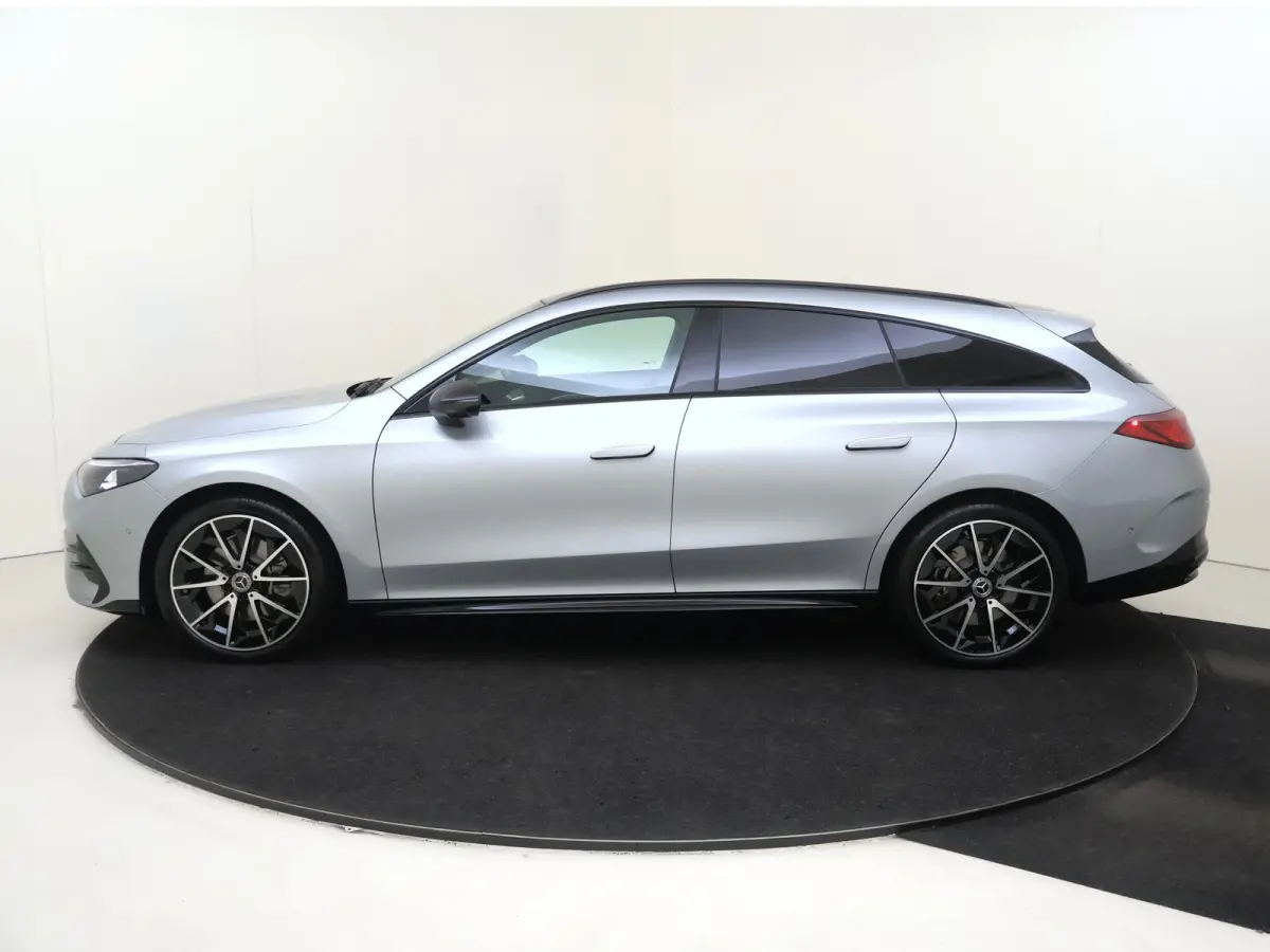 250+ Business Solution AMG 85 kWh /  Premium Package / Superscreen / Memory-Stoelen / Night-Pakket / Winterpakket /