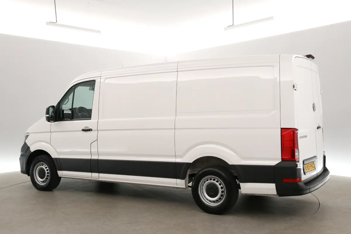 2.0 TDI L3H2 140PK | 3000KG Trekgew. | Aut. | Airco | Camera | Carplay | 3 Zits | Navi