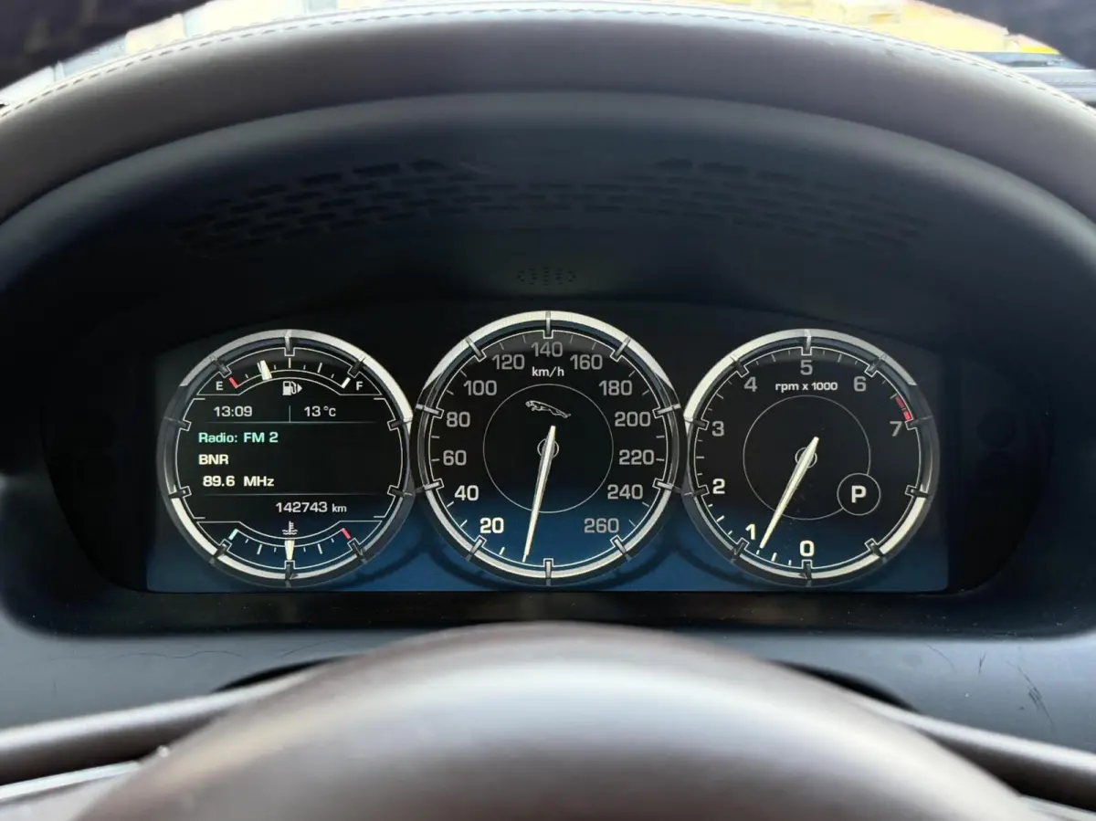 3.0 V6 SC AWD Portfolio | Pano | British Racing Green