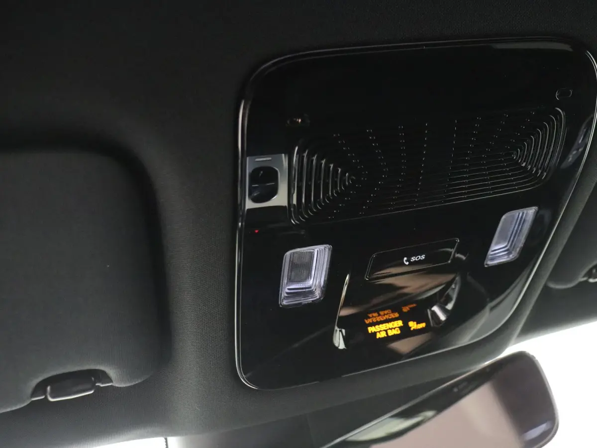250+ Business Solution AMG 85.5 kWh /  Premium Package / Superscreen / Memory-Stoelen / Night-Pakket / Winterpakket /