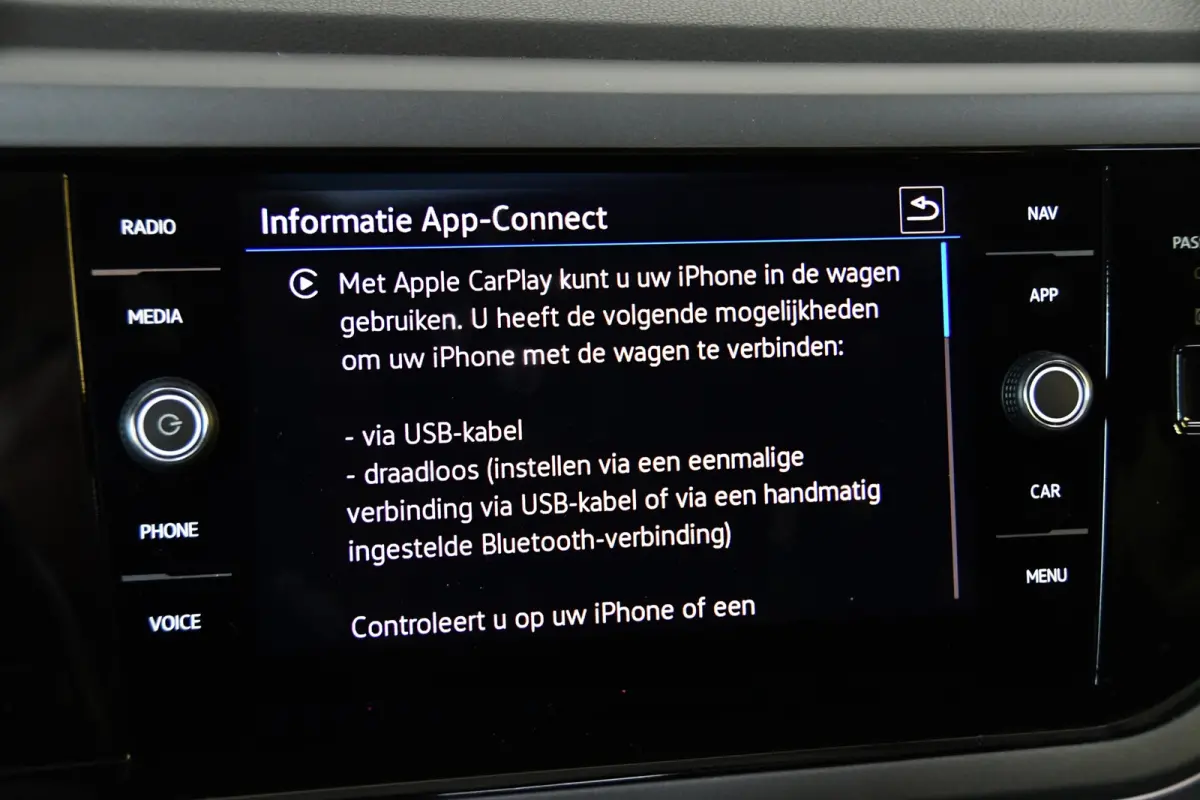 1.0 TSI R-Line, Pano, Camera, Frontassist