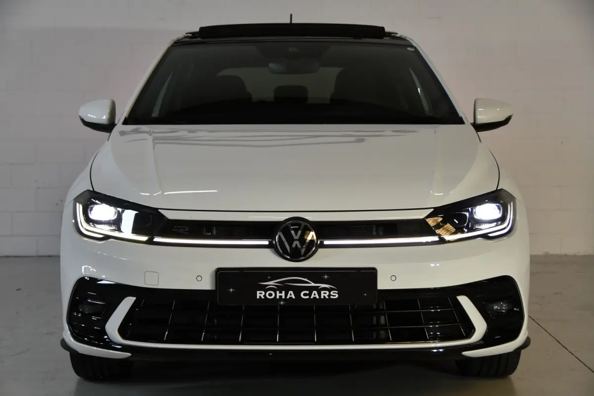 1.0 TSI R-Line, Pano, Camera, Frontassist