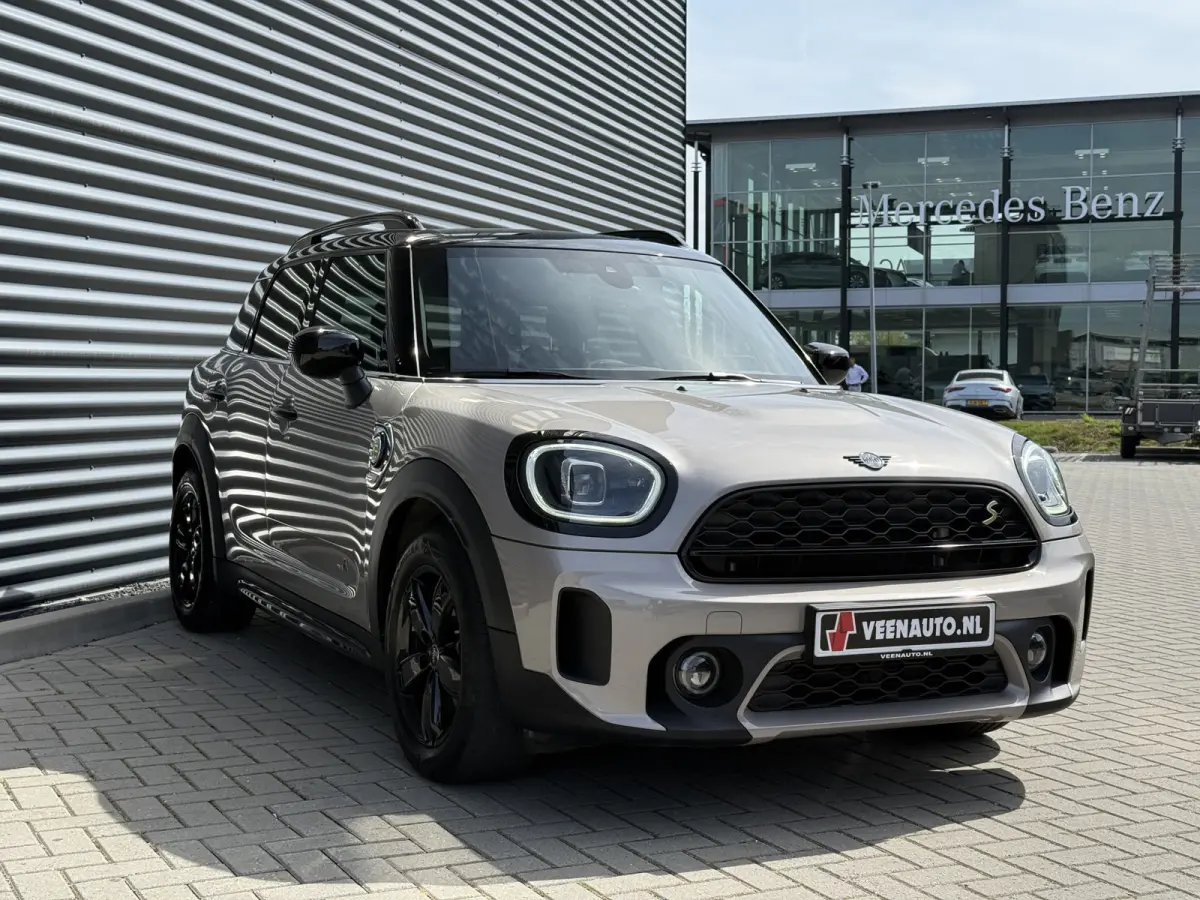 2.0 Cooper SE ALL4 Camera/Apple/Elec stoel