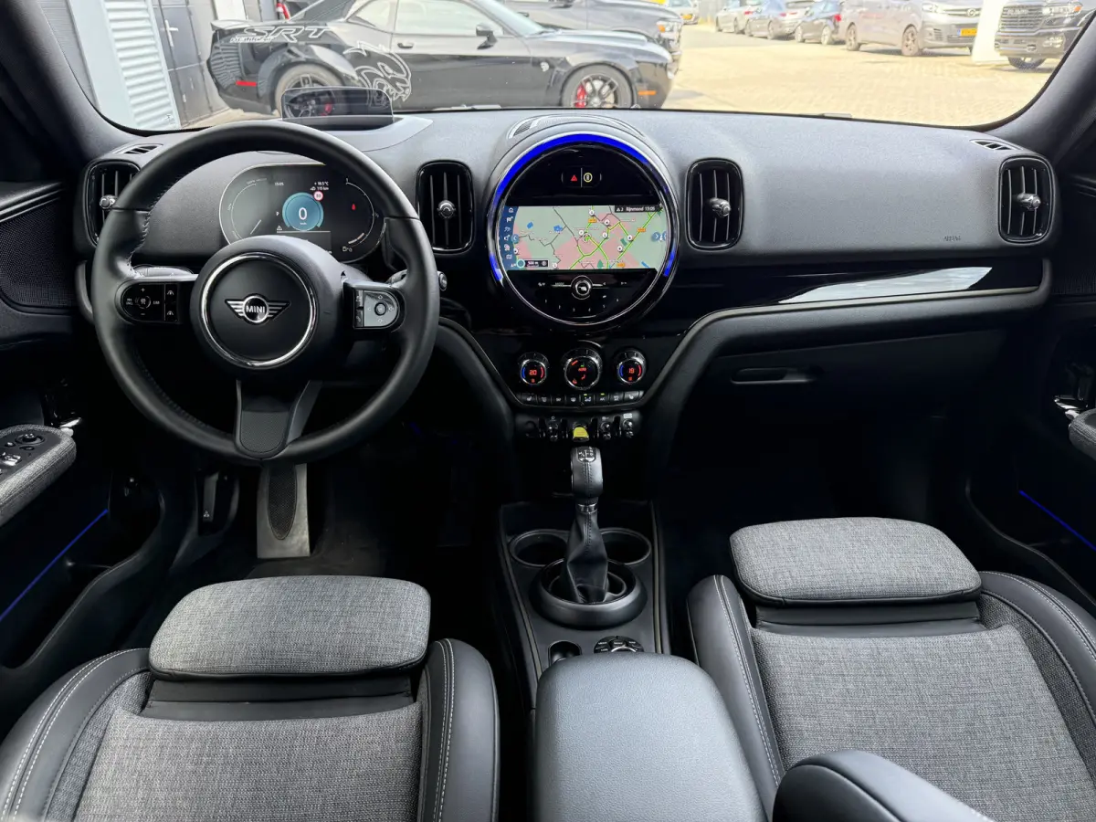 2.0 Cooper SE ALL4 Camera/Apple/Elec stoel